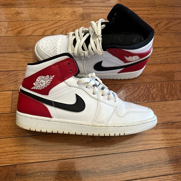 Nike | Shoes | Nike Air Jordan Mid Chicago Size 1 Men | Poshmark